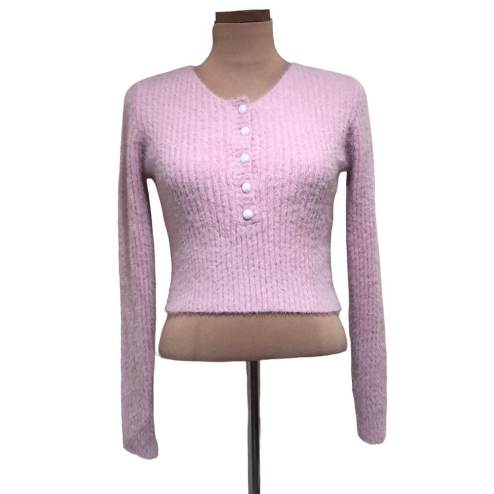 Francesca’s Collection Cropped Sweater Size Small Fuzzy Eyelash Pink Pearl - Picture 1 of 9